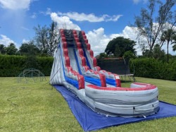 22 FT Titanium waterside